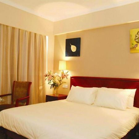 Greentree Inn Beijing Daxing Huangcun Qingyuan Road Metro Station Express Hotel Bagian luar foto