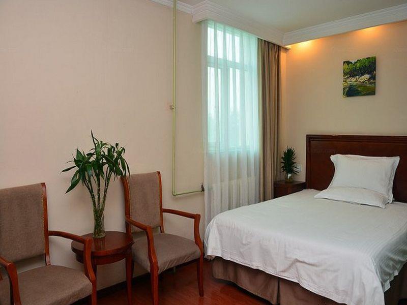 Greentree Inn Beijing Daxing Huangcun Qingyuan Road Metro Station Express Hotel Bagian luar foto