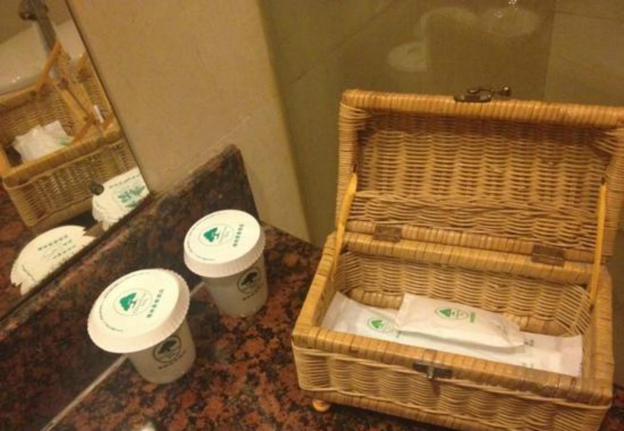 Greentree Inn Beijing Daxing Huangcun Qingyuan Road Metro Station Express Hotel Bagian luar foto